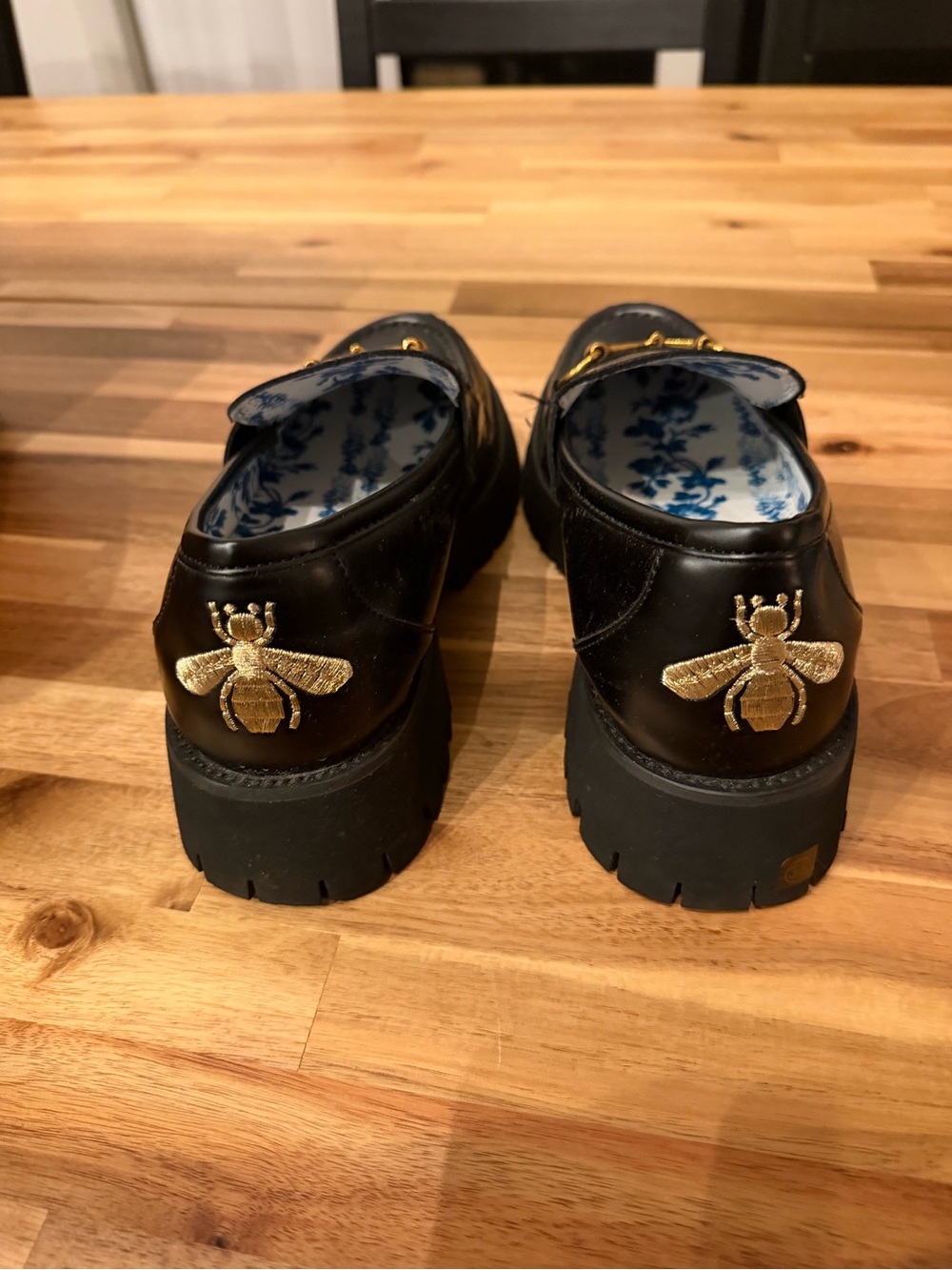 Gucci Black Leather Women's Lug-Sole Loafers with Gold Horsebit - Picture 3 of 3
